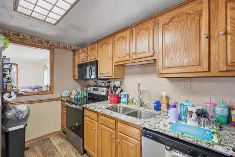 219 Maple Dr, Beaver, PA 15009 photo 7