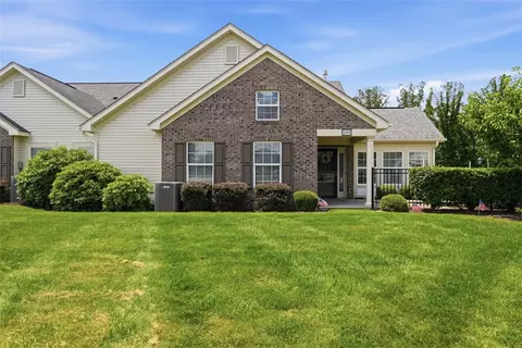2192 Westview Cir, Harmony, PA 16037