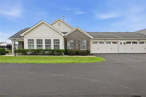 2192 Westview Cir, Harmony, PA 16037