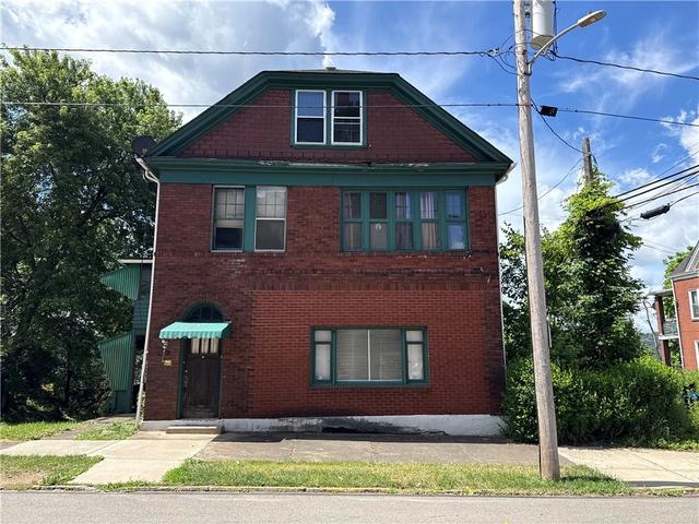 601 6th St, Pitcairn, PA 15140