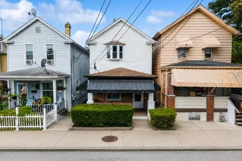 17 13th St, Jeannette, PA 15644