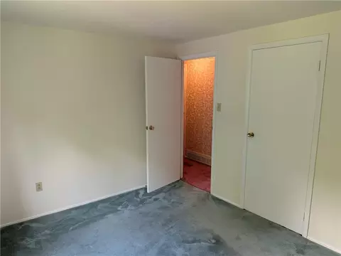 209 Bendix Dr, Coraopolis, PA 15108 photo 27