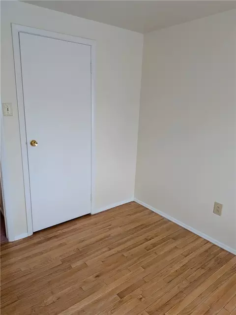 209 Bendix Dr, Coraopolis, PA 15108 photo 31