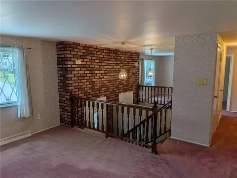 209 Bendix Dr, Coraopolis, PA 15108 photo 19