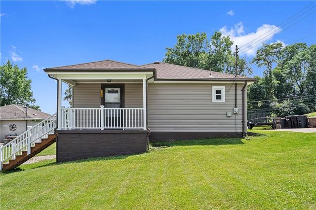109 South Ave, West Mifflin, PA 15122
