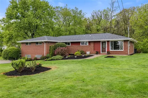 2052 Hulton Rd, Verona, PA 15147
