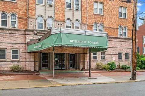 144 N Dithridge #809, Pittsburgh, PA 15213