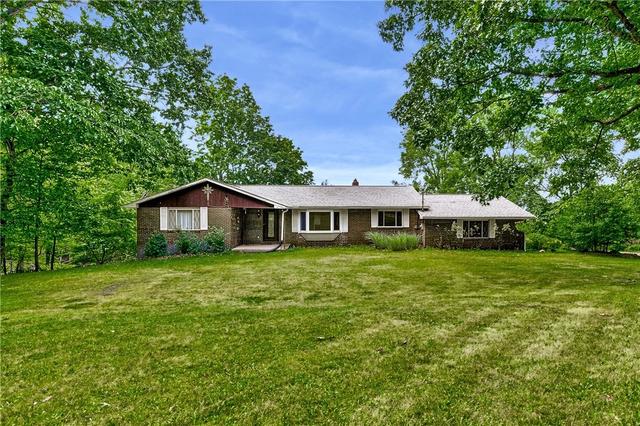 2194 Spangler Rd, Hermitage, PA 16148