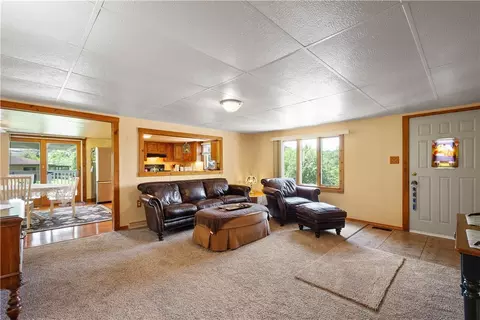 8 Leasure Way, Cecil, PA 15321 photo 7