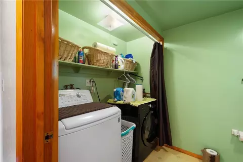 8 Leasure Way, Cecil, PA 15321 photo 16