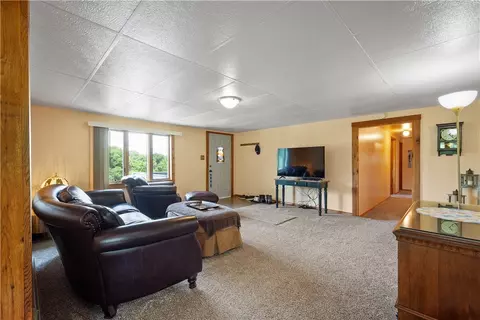 8 Leasure Way, Cecil, PA 15321 photo 5