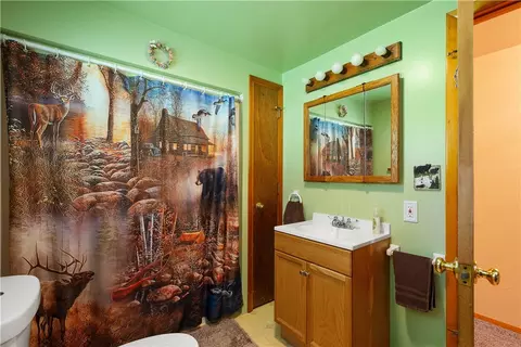 8 Leasure Way, Cecil, PA 15321 photo 15