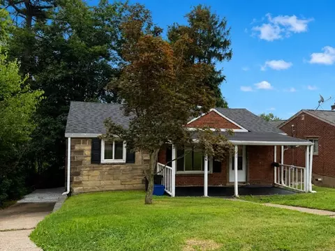 121 Glencoe Dr, West Mifflin, PA 15122