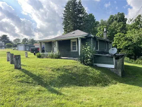 191 Brushwood Rd, Uniontown, PA 15401