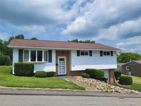 332 W Keeling Ave, Derry, PA 15627