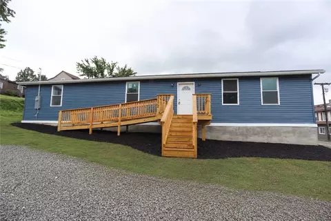 1172 Fifth St, Westmoreland City, PA 15692