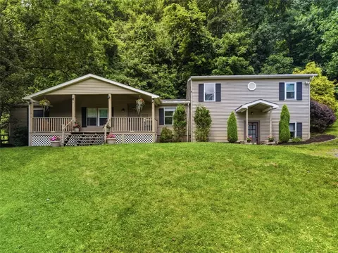 8517 Wittmer Rd, Pittsburgh, PA 15237