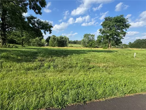 lot10 Tradewinds Rd, New Castle, PA 16102