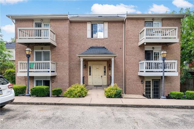 3266 Ward St #3, Pittsburgh, PA 15213