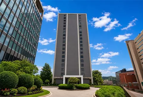 112 Washington Pl #8A, Pittsburgh, PA 15219