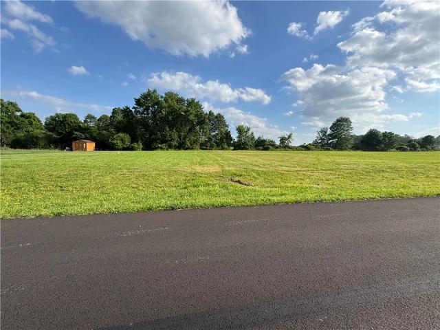 lot21 Tradewind Dr, New Castle, PA 16102