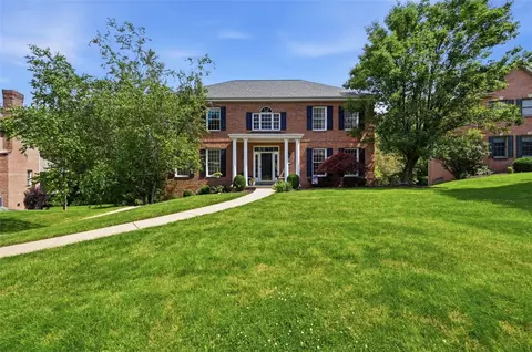 115 Drake Dr, Wexford, PA 15090