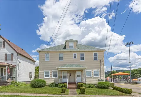 242-244 Center St, Springdale, PA 15144