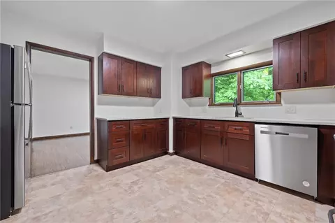 Kitchen - 1156 Cole Rd, Apollo, PA 15613 photo 1 of 5