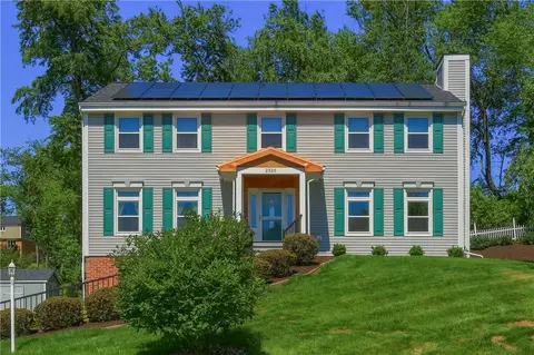 2525 Country Side Ln, Wexford, PA 15090