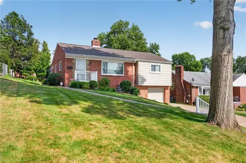 265 Oaklyn Rd, Bethel Park, PA 15102