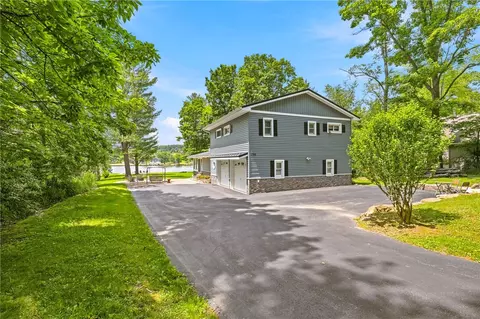 255 Hickory Rd, Friedens, PA 15541