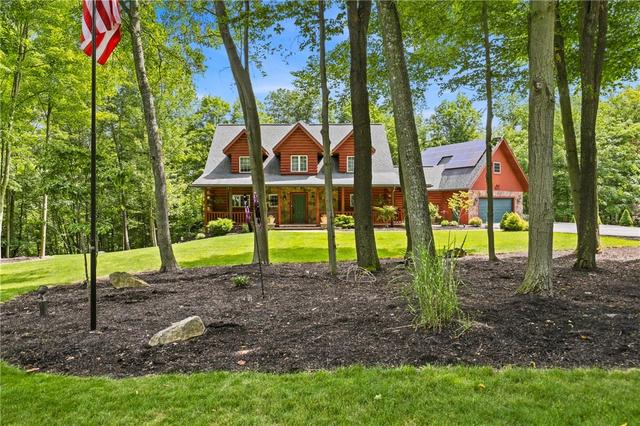 824 S Shore Trl, Central City, PA 15926