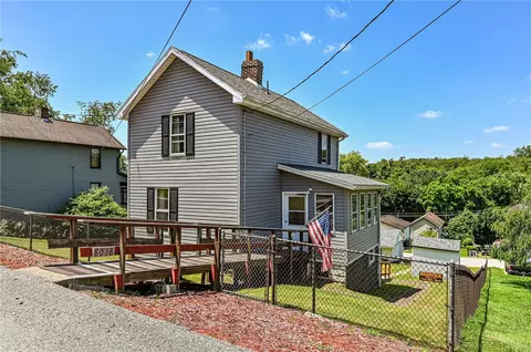 8018 Hayward St, Wendel, PA 15691