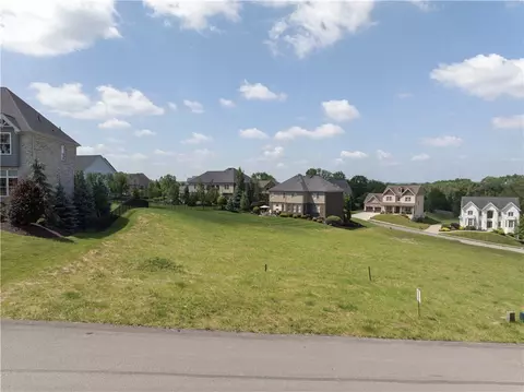 209 Barberry Ln, Pittsburgh, PA 15241