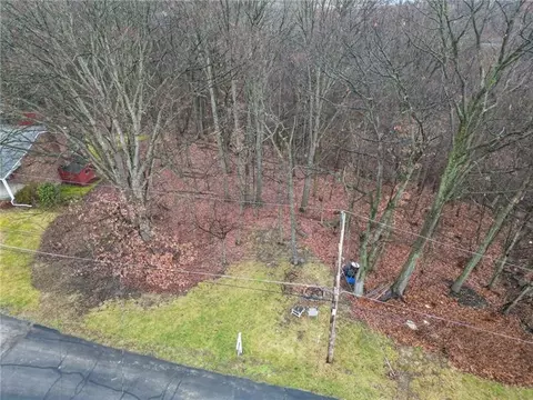 00000 Front Dr, Monaca, PA 15061