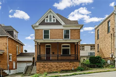 619 9th St, Beaver Falls, PA 15010