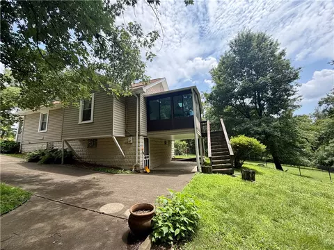 228 Ohio St, Monroeville, PA 15146