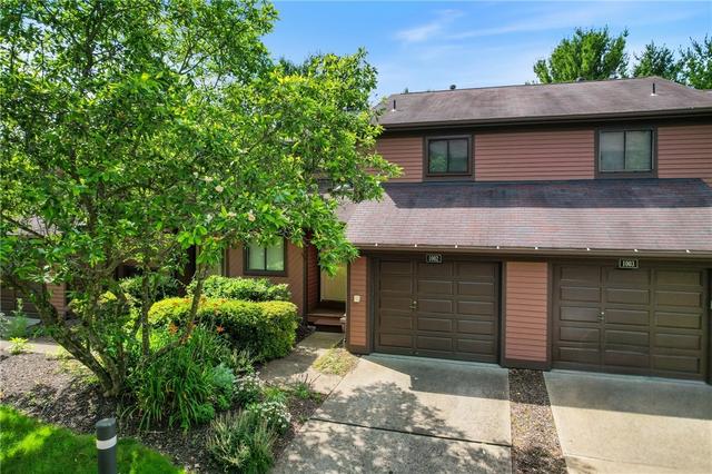 1002 Forest Edge Ct, Wexford, PA 15090