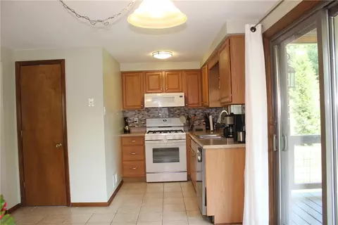 Kitchen - 2407 Willow Dr, Export, PA 15632 photo 1 of 1