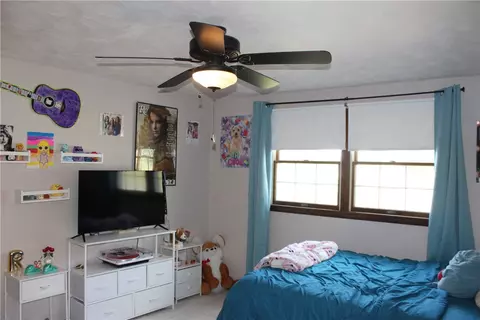 Bedroom - 2407 Willow Dr, Export, PA 15632 photo 4 of 8