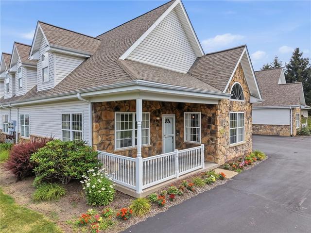 121 Canter Ln, Gibsonia, PA 15044