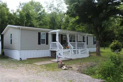 1411 S Rt Eighty Eight Rd, Greensboro, PA 15338