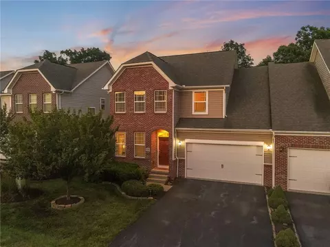 114 Dorsch Dr, Cranberry Township, PA 16066