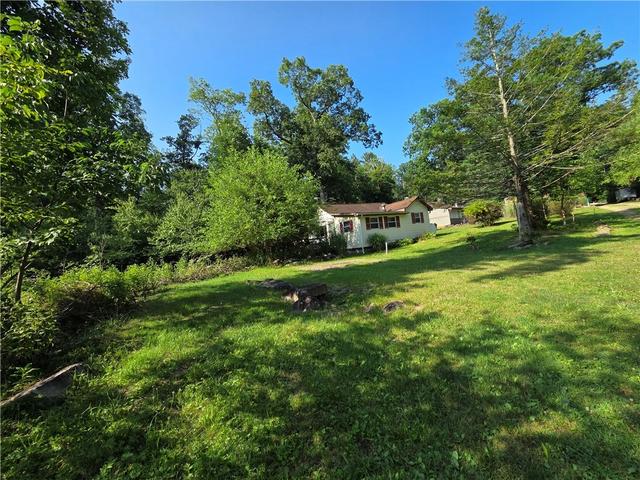 112 Orange Ln, Rector, PA 15677