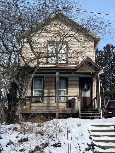 809 Franklin Ave, New Castle, PA 16101