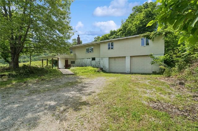 300 Millersdale Rd, Greensburg, PA 15601