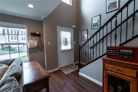 Entry Way - 6407 Lindsey Ln, Export, PA 15632 photo 1 of 4