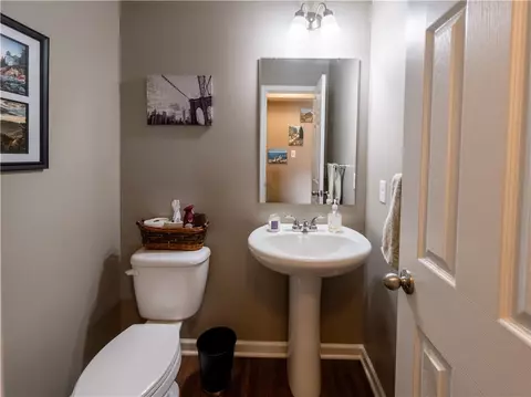 Bath - 6407 Lindsey Ln, Export, PA 15632 photo 3 of 8