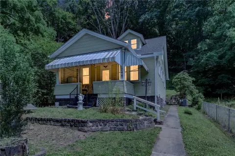244 Hickory St, Mckees Rocks, PA 15136