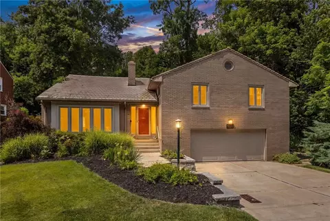 650 Scrubgrass Rd, Pittsburgh, PA 15243